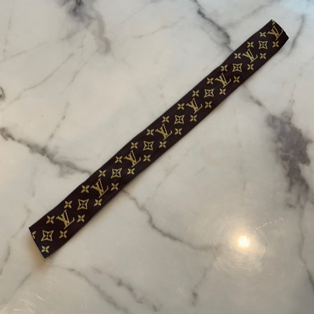 Hair tie or bracelet